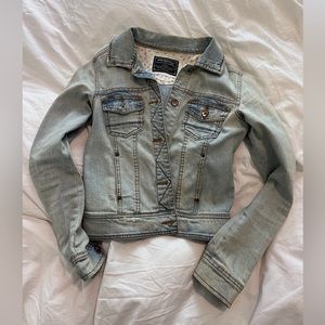 ZARA DENIM JACKET size medium